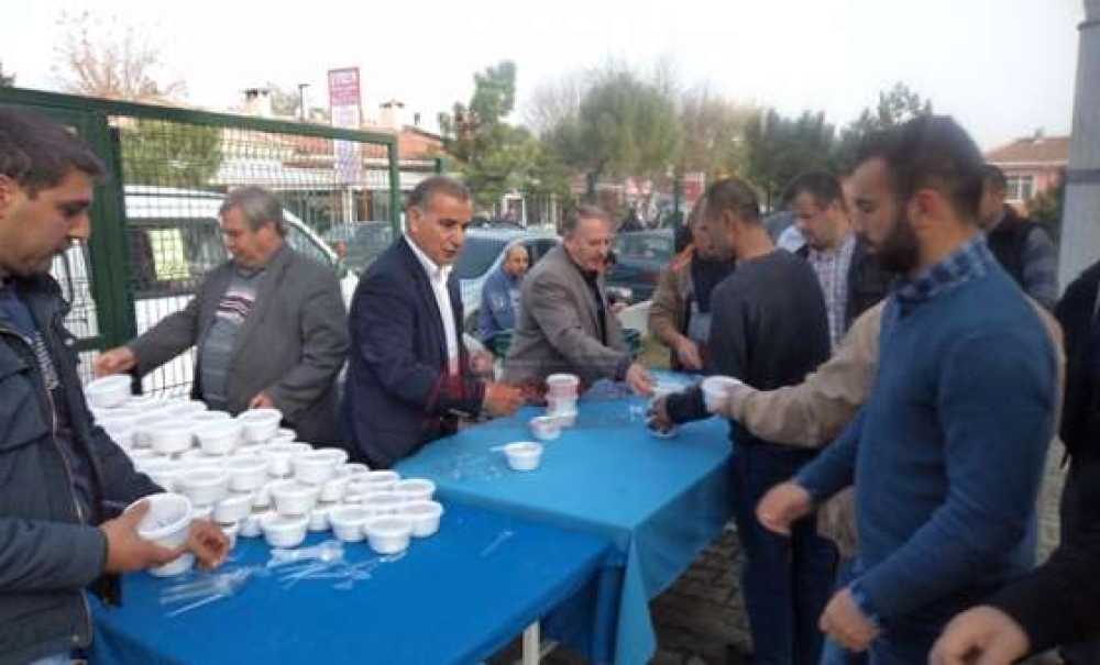 Yeni Sanayi Sitesi Kooperatifi Aşure Dağıttı