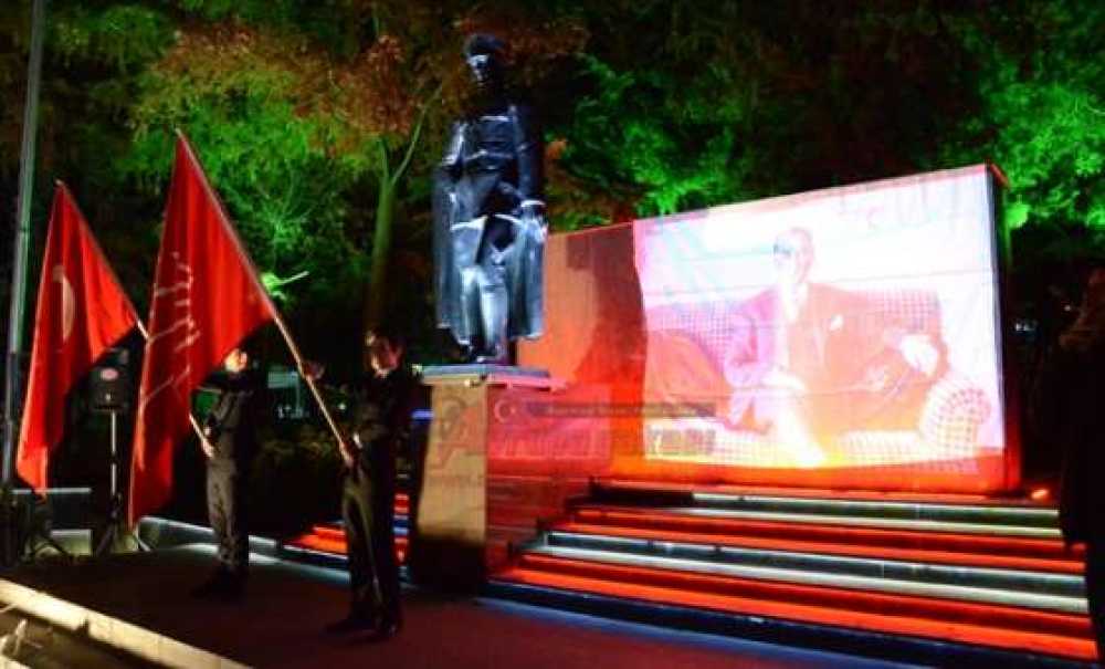 Chp'den Ata'ya Saygı Nöbeti