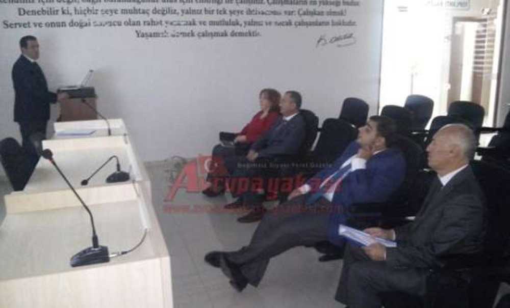 Ergene Kaymakamı Kızıltoprak`tan Halk Eğitimi Toplantısı