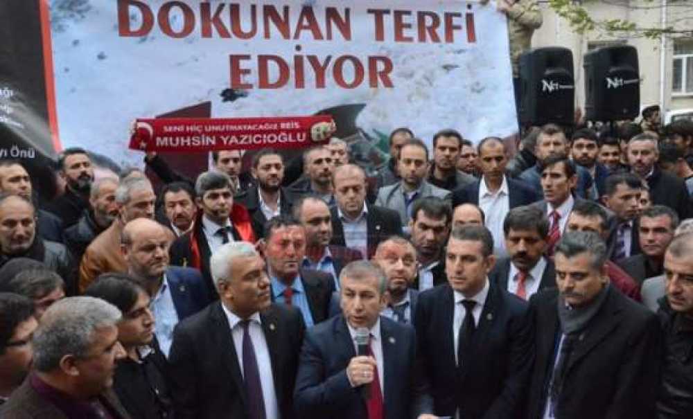 Bbp'lilerden Çorlu Adliyesi'ne Siyah Çelenk