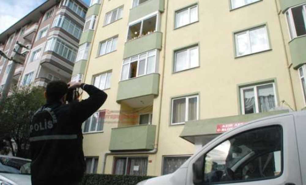 Yaşlı Adam 3. Kattan Düştü