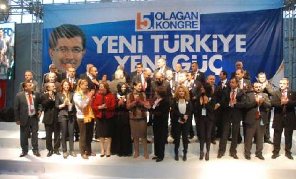 Bakan Müezzinoğlu Ak Parti Çorlu İlçe Kongresine Katıldı