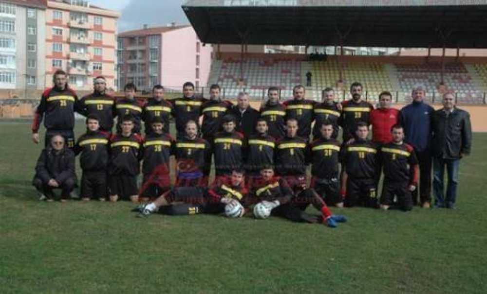 Lider Deplasmanda, Çorluspor General Basri Saran Stadyumu'nda