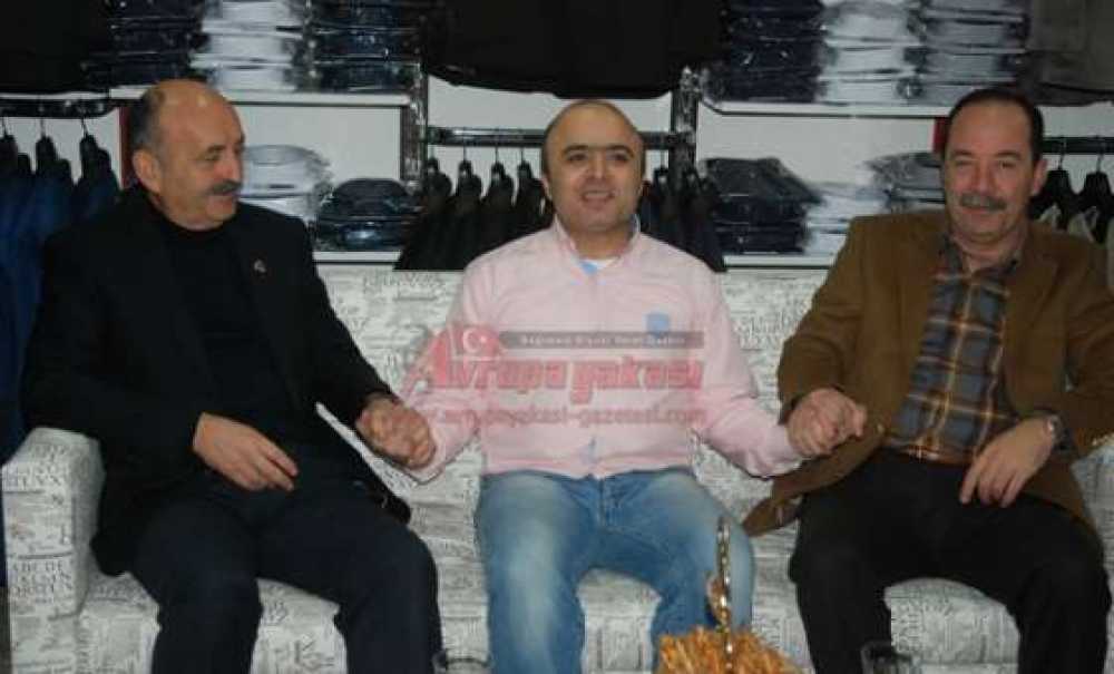 Bakan Müezzinoğlu Çorlu`da Konfeksiyon Mağazası Açılışı Yaptı