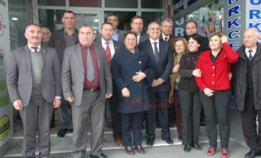 Kaymakam Levent Kılıç'tan Muhtarlar Derneği'ne Ziyaret