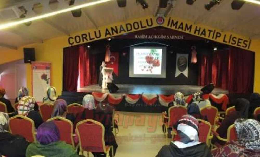 Çorlu Müftülüğü`nden Kadına Şiddet Semineri