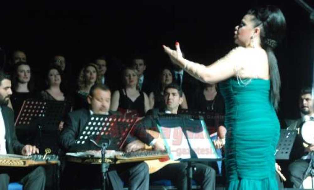 Çorlu Halk Eğitim Merkezi Korosu'ndan Muhteşem Konser