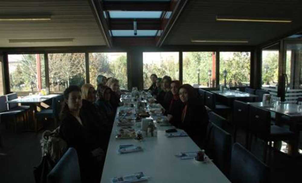 Çorlu İlim Yayma Cemiyeti Kadın Kolları Kahvaltıda Buluştu