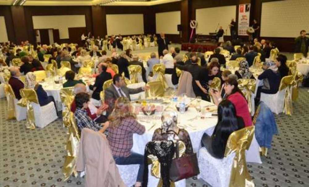 Gazeteciler Konfederasyonu'ndan Gala Yemeği