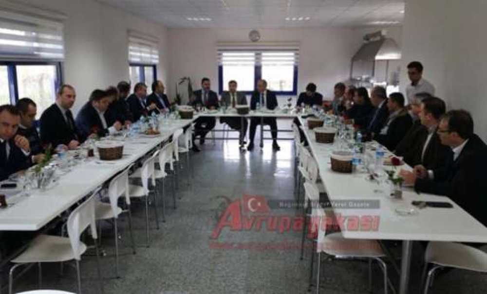 Kaymakamlar Kılıç Ve Kızıltoprak Sanayicilerle Kahvaltıda Buluştu