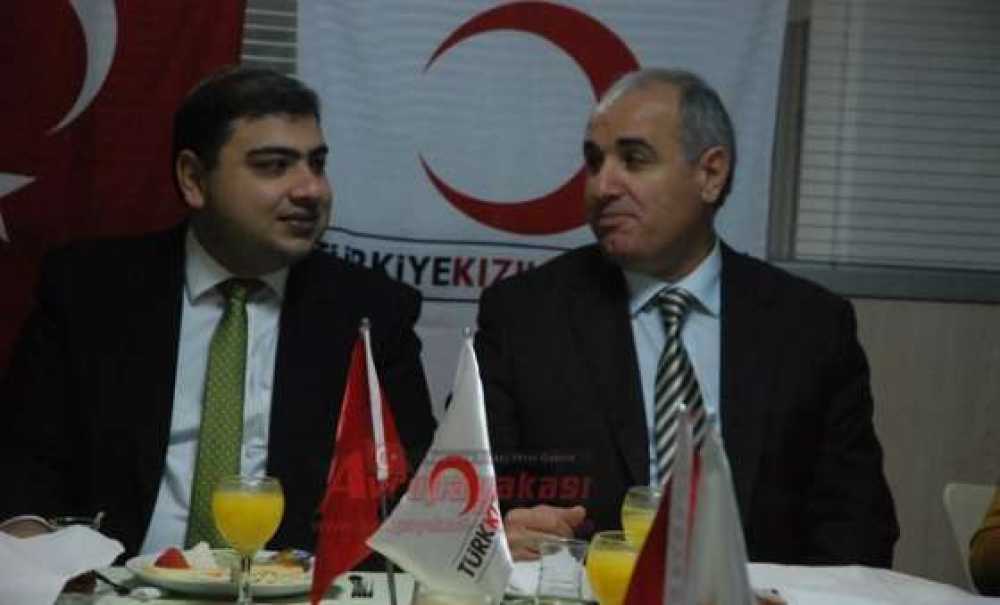 Kaymakamlardan Çorlu Kan Bağışı Merkezine Ziyaret