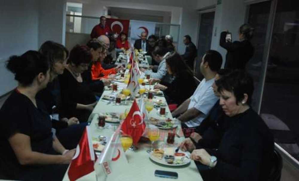 Kaymakamlardan Çorlu Kan Bağışı Merkezine Ziyaret