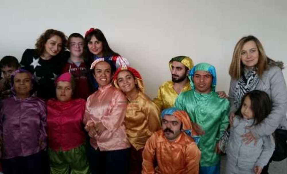 Özel Çocuklara Özel Gösteri