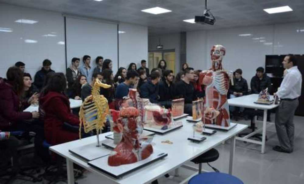 Cemile Yeşil Anadolu Lisesi Öğrencilerinden Nkü`ya Ziyaret