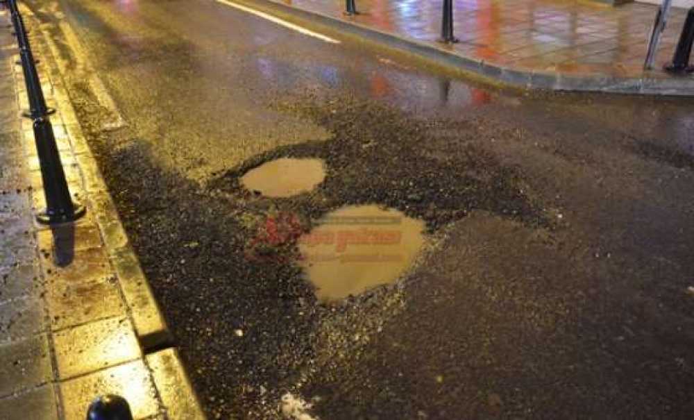 Bozuk Yola Vatandaş Tepkisi