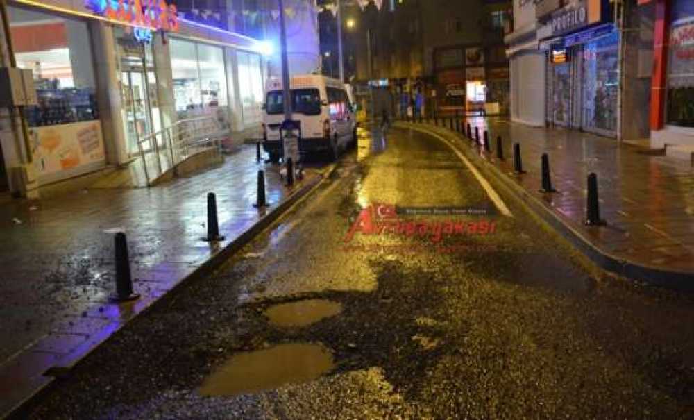 Bozuk Yola Vatandaş Tepkisi