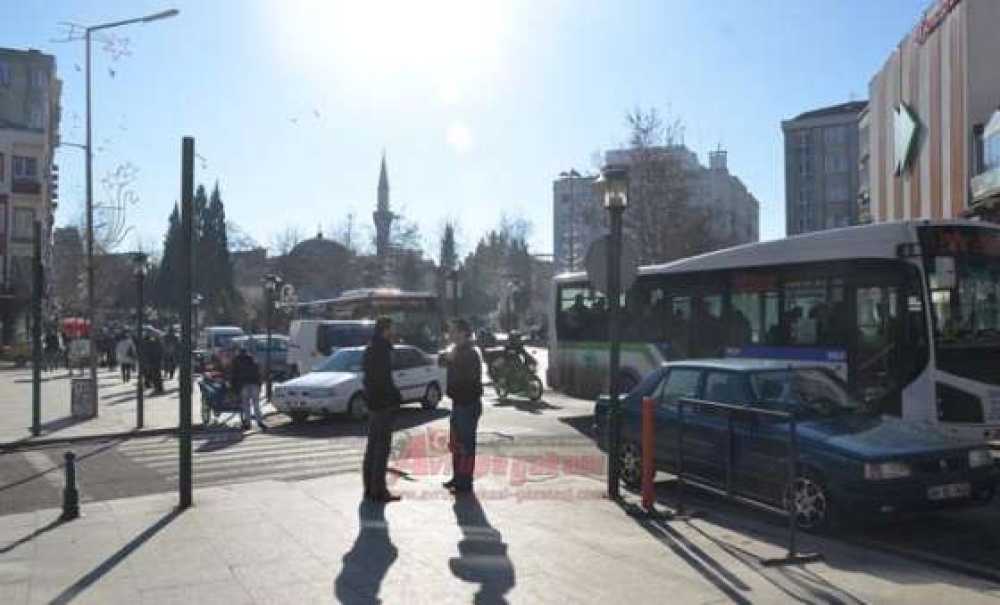 Güneşli Hava Isıtıyor