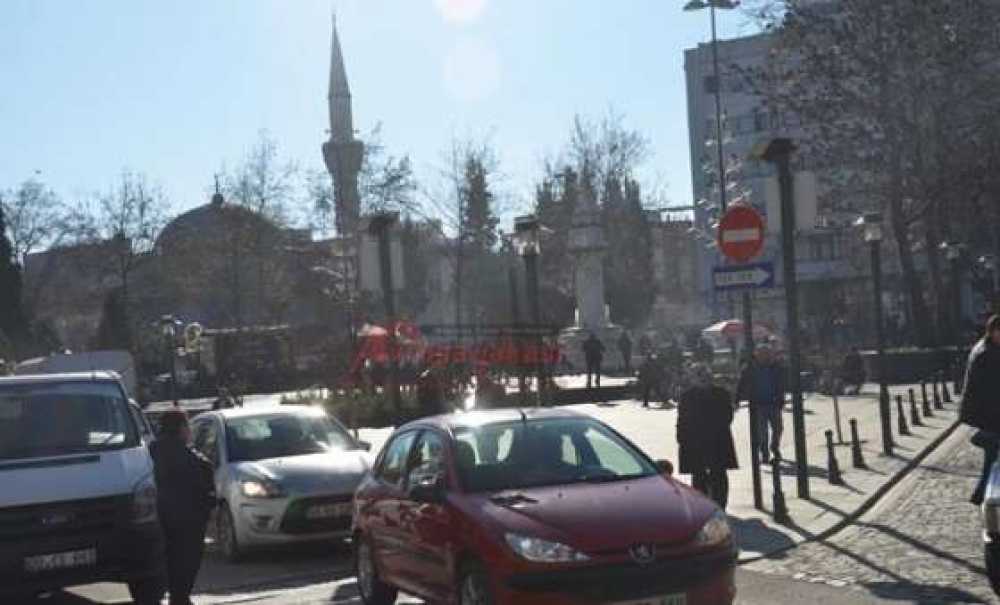 Güneşli Hava Isıtıyor