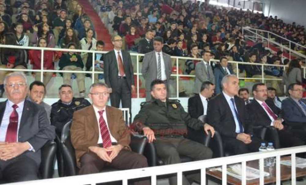 İştrak`tan Uyuşturucuya Hayır Konferansı