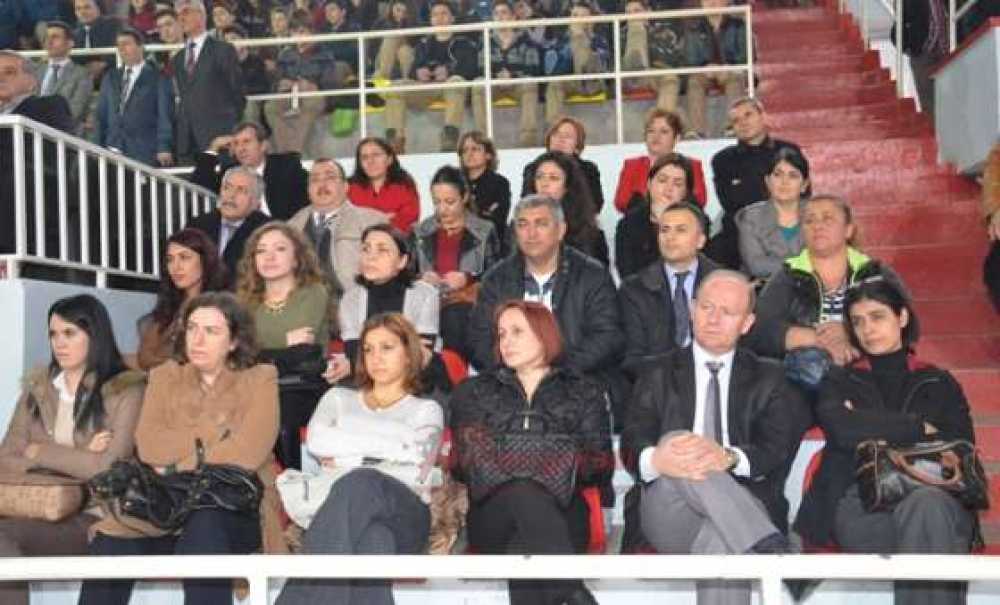 İştrak`tan Uyuşturucuya Hayır Konferansı