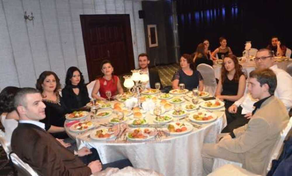 Medianka Hastanesi'nden Yeni Yıl Balosu