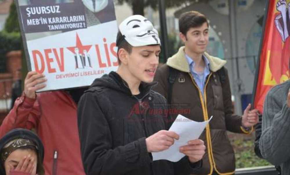 Dev-Lis'den Eğitim Sistemi Basın Açıklaması