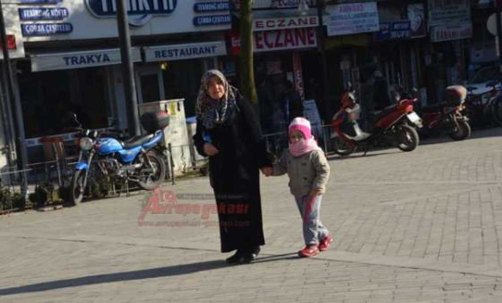 Güneşli Hava Şaşkına Çevirdi