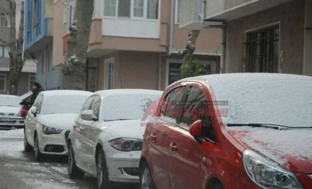 Çorlu`ya Yılın İlk Karı Yağdı