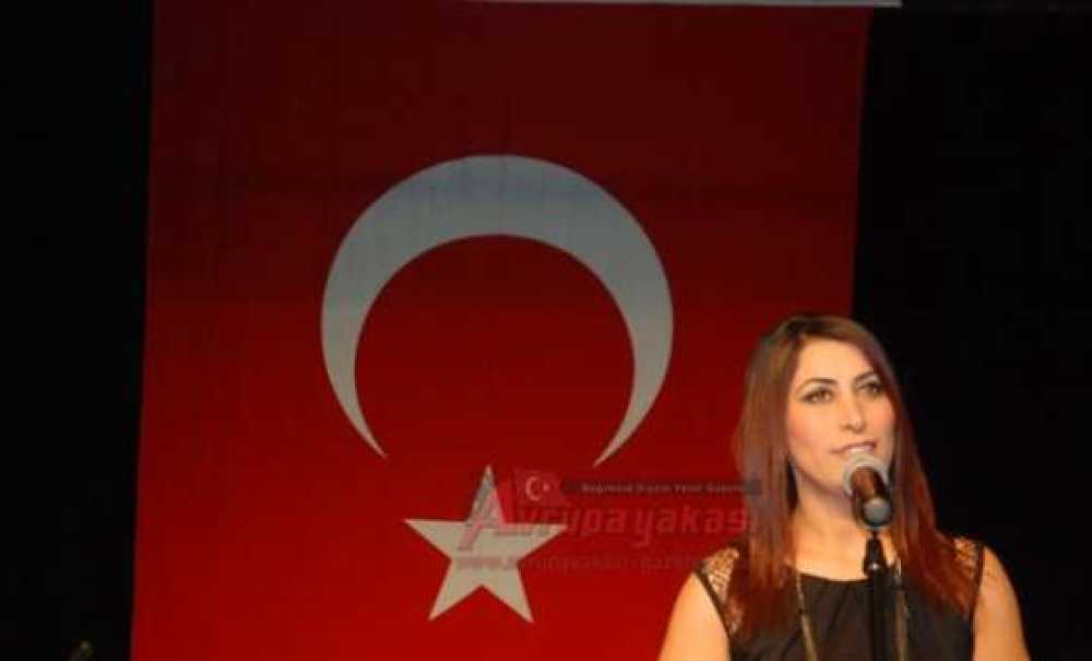 20 Kişilik Solo 250 Kişilik Koro