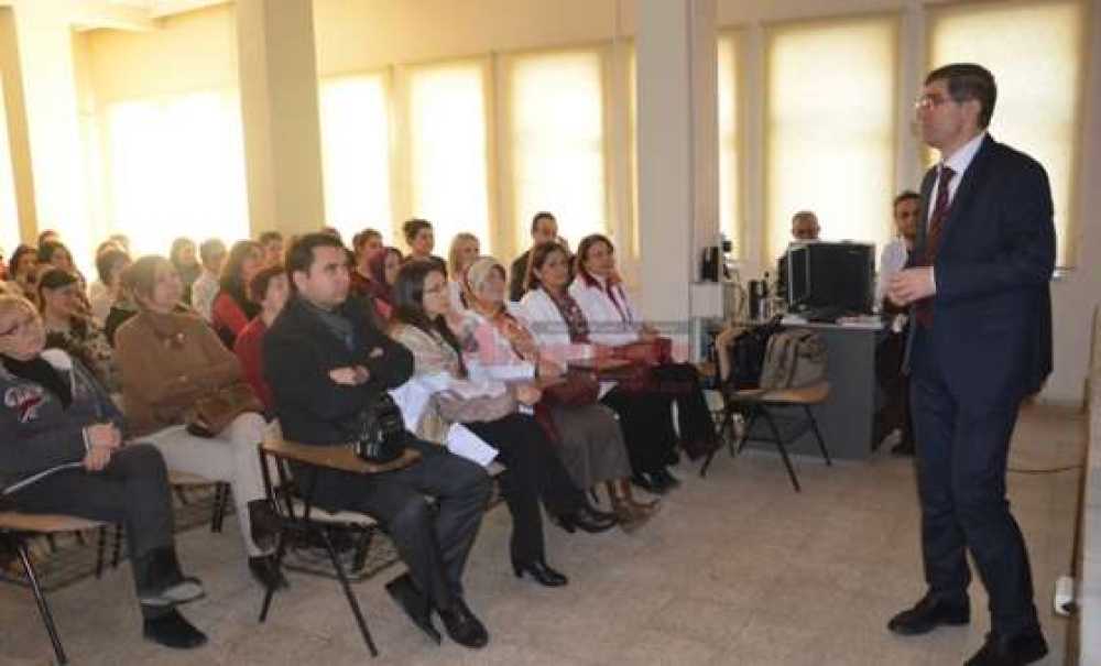 Çorlu Halk Eğitimi Merkezi'nden Kursiyerlere Aile Ve Sınav Başarısı Semineri