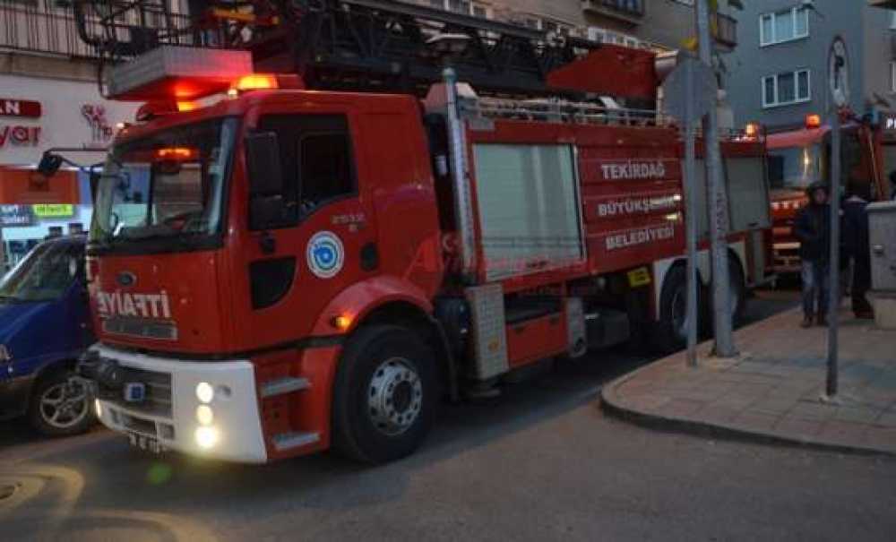 Mandıracı Caddesi'e İtfaiye Giremedi