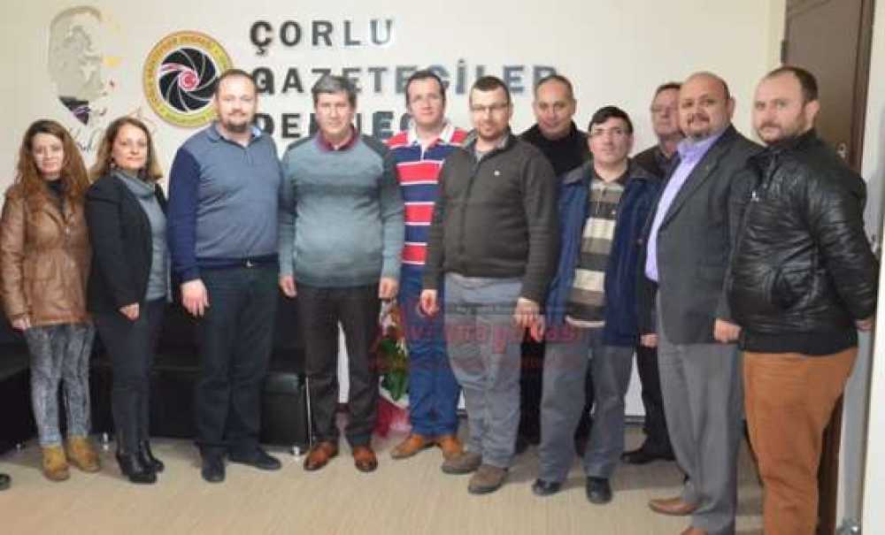 Şerafetdin Terzi `den Çorlu Gazeteciler Derneği`ne Ziyaret