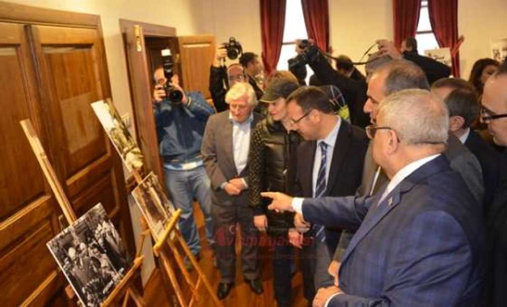 Tarihi Belediye Binasına Görkemli Açılış