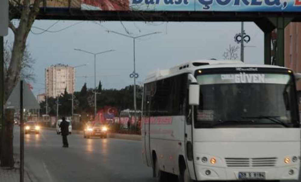 Yayalar Üst Geçidi Israrla Kullanmıyor