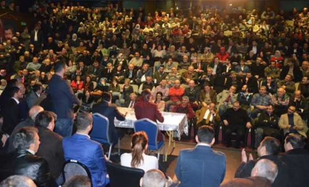 Ak Parti Gençlik Kollarından Küresel Vizyon Ve Yeni Türkiye Konferansı