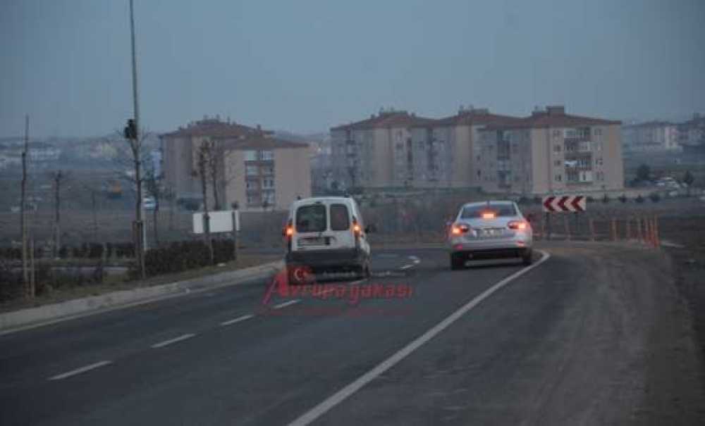 Kaza Virajı Tehlike Saçıyor