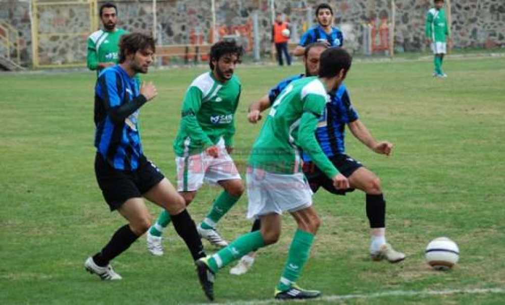 Alt Yapı Kategorilerine Katılmayan Kulüplerin Yöneticilerine Ceza Gelecek