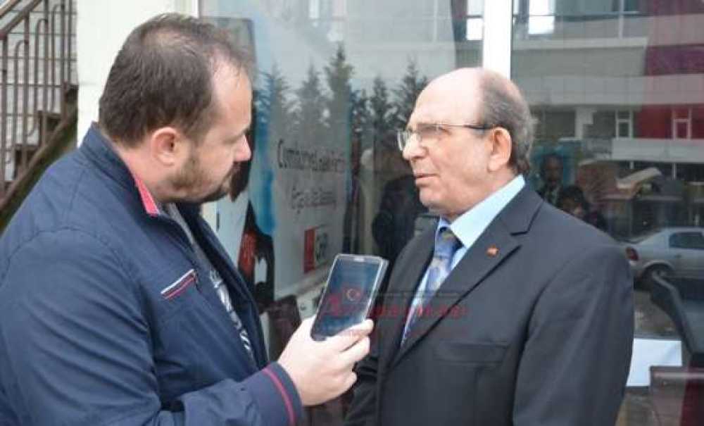 Aday Adaylığını Açıkladı