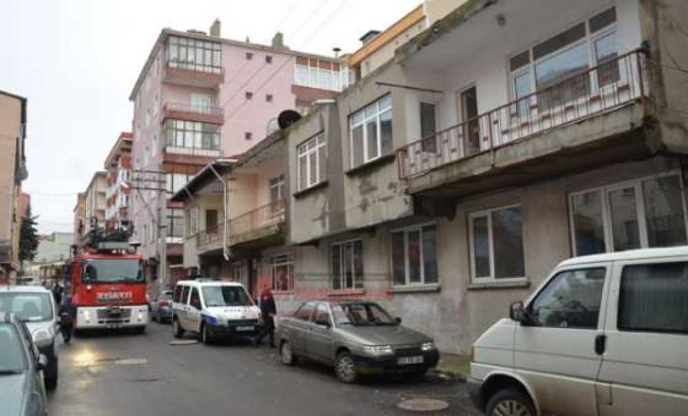 Metruk Evler Tehlike Saçıyor