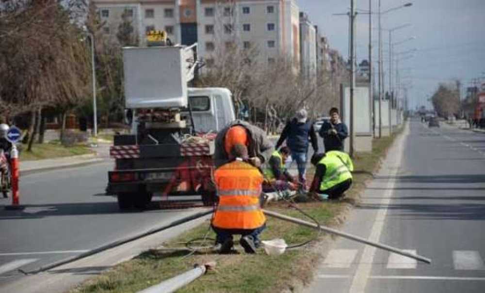 Tredaş'tan Aydınlatma Ve Onarım Çalışması