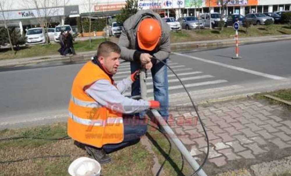 Tredaş'tan Aydınlatma Ve Onarım Çalışması