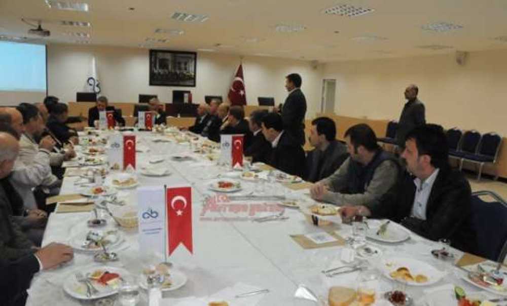 Ünal Baysan Kahvaltılara Başladı