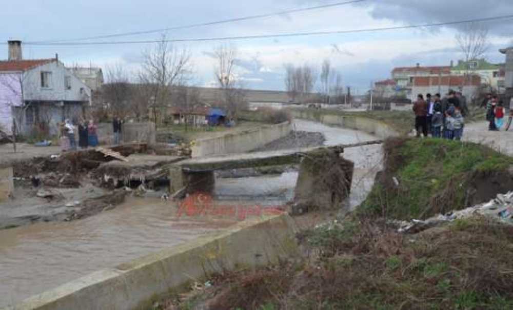 Kumluca Deresi Sakinleri Hizmet İstiyor