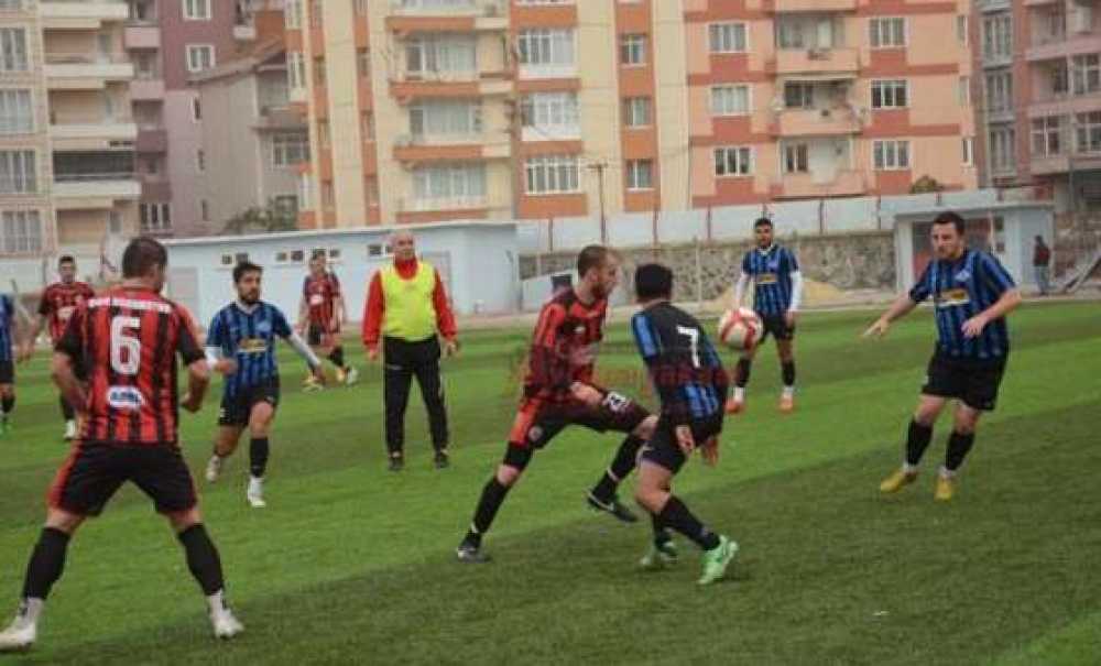 Çorlu Gençlerbirliğispor Lokomotiv Gorna Oryahovitsa Hazırlık Maçı Yaptı