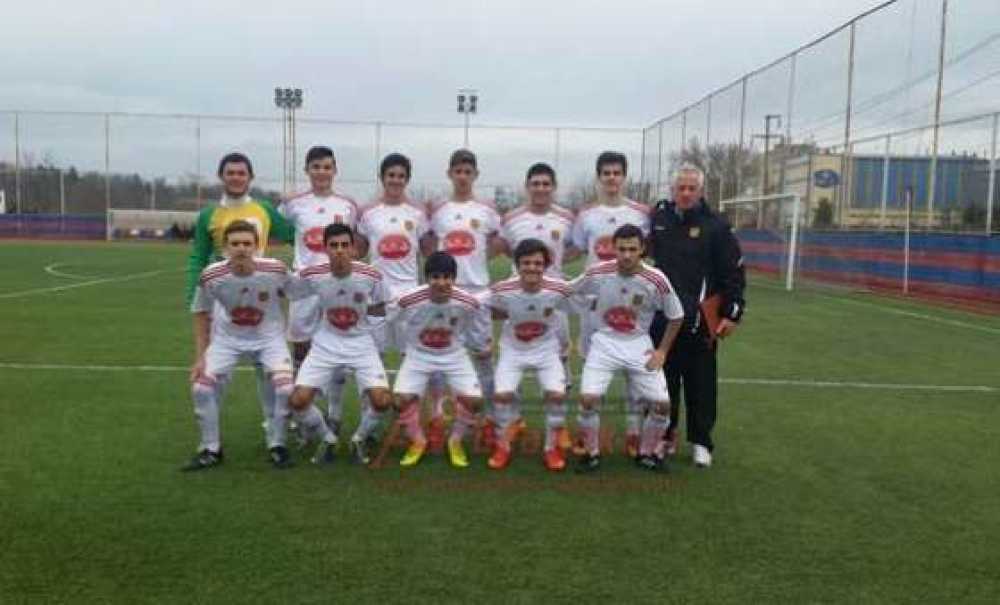 Çorlu Aslanspor`un Gençleri Seriye Bağladı