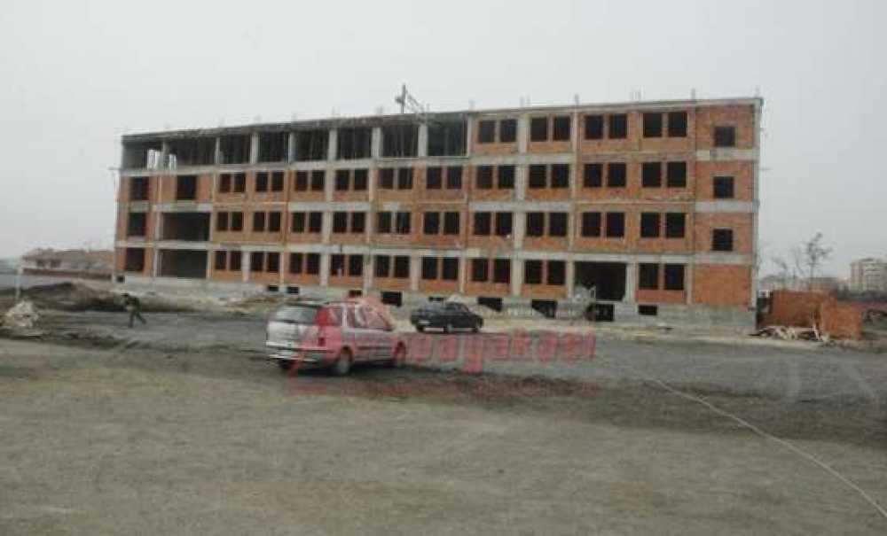 Çorlu Anadolu İmam Hatip Lisesi`nin Yeni Binası Hızla Yükseliyor