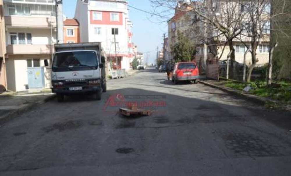 Yol Çökmesine Paletli Önlem