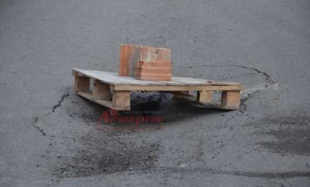 Yol Çökmesine Paletli Önlem