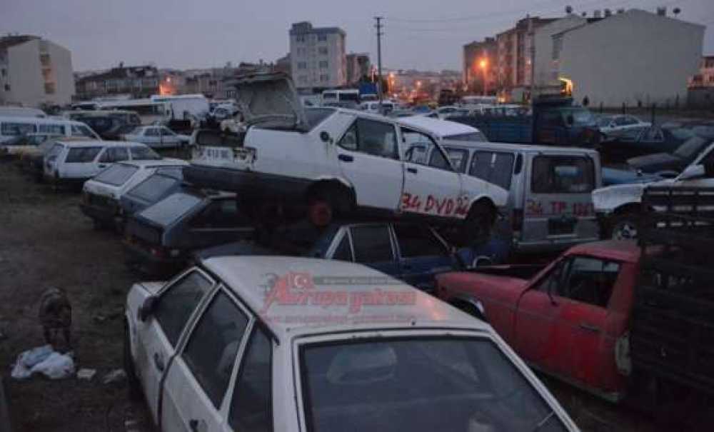 Yediemin Otoparklar Dolup Taşıyor