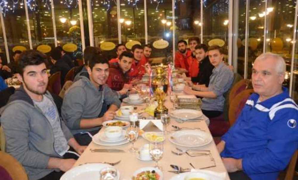 Çorlu Aslanspor'dan Şampiyonluk Yemeği